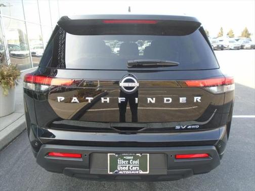 2022 Nissan Pathfinder SV 4WD