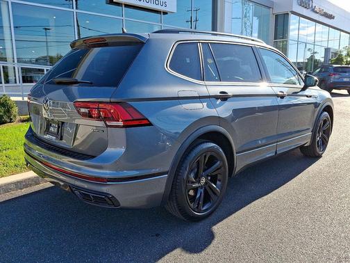 2023 Volkswagen Tiguan 2.0T SE R-Line Black 4MOTION