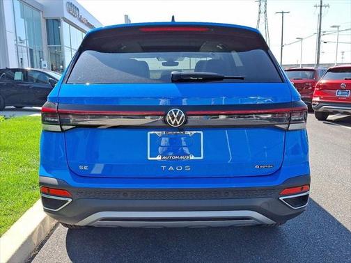2025 Volkswagen Taos 1.5T SE