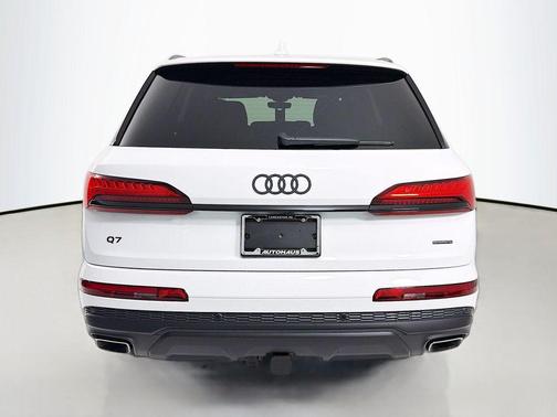 2026 Audi Q7 55 Premium Plus