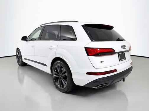 2026 Audi Q7 55 Premium Plus