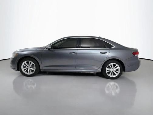 Platinum Gray Metallic 2020 Volkswagen Passat 2.0T SE