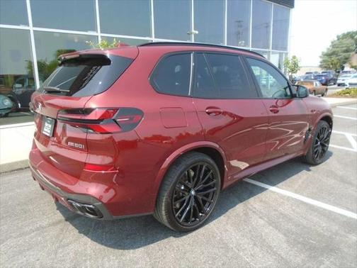 2024 BMW X5 M60i