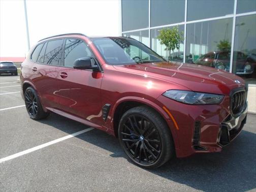 2024 BMW X5 M60i
