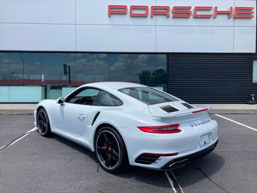 2019 Porsche 911 Turbo