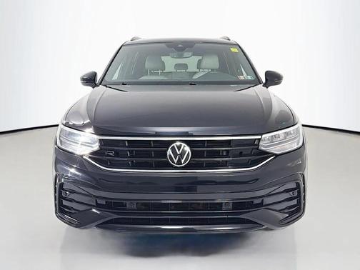 2022 Volkswagen Tiguan 2.0T SE R-Line Black 4MOTION