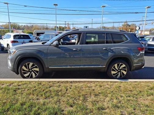 2025 Volkswagen Atlas 2.0T SEL