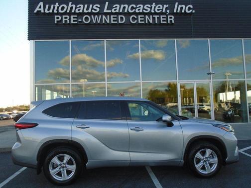 2021 Toyota Highlander LE