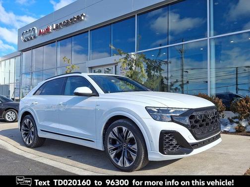 Glacier White Metallic 2026 Audi Q8 55 Premium Plus