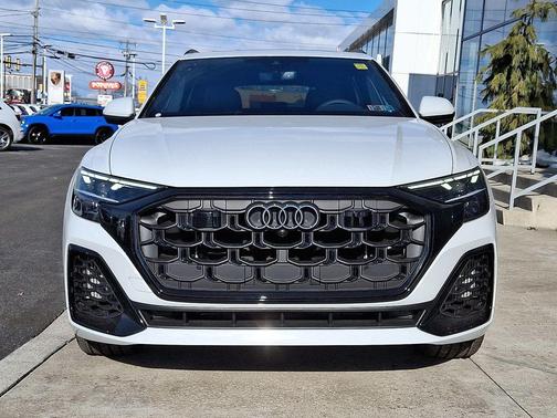 Glacier White Metallic 2026 Audi Q8 55 Premium Plus