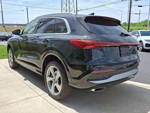 2025 Audi Q5 Premium Plus