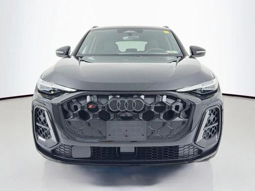 Mythos Black Metallic 2026 Audi SQ5 3.0T Premium Plus
