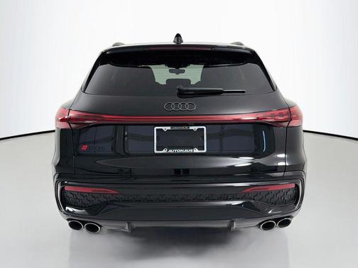 Mythos Black Metallic 2026 Audi SQ5 3.0T Premium Plus