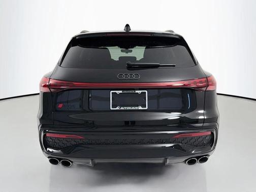 Mythos Black Metallic 2026 Audi SQ5 3.0T Premium Plus