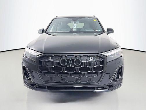 Mythos Black Metallic 2026 Audi Q7 55 Prestige