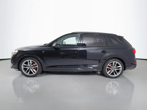 Mythos Black Metallic 2026 Audi Q7 55 Prestige