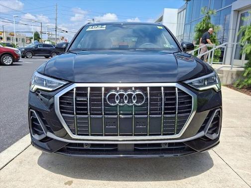 2024 Audi Q3 45 S line Premium Plus