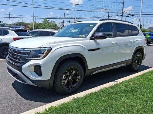 2025 Volkswagen Atlas 2.0T Peak Edition