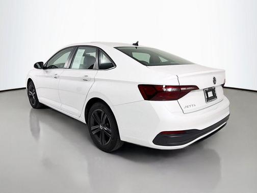 Opal White Pearl 2024 Volkswagen Jetta 1.5T SE