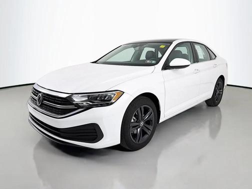 Opal White Pearl 2024 Volkswagen Jetta 1.5T SE