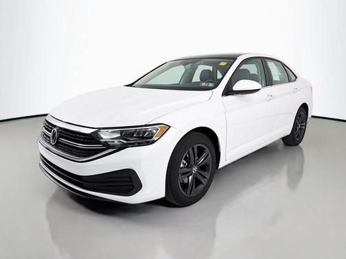 Opal White Pearl 2024 Volkswagen Jetta 1.5T SE