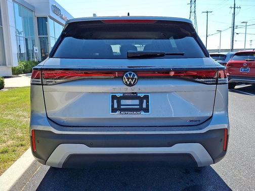 2025 Volkswagen Tiguan 2.0T SE 4MOTION