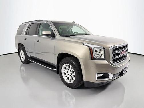 Pepperdust Metallic 2019 GMC Yukon SLT Standard Edition