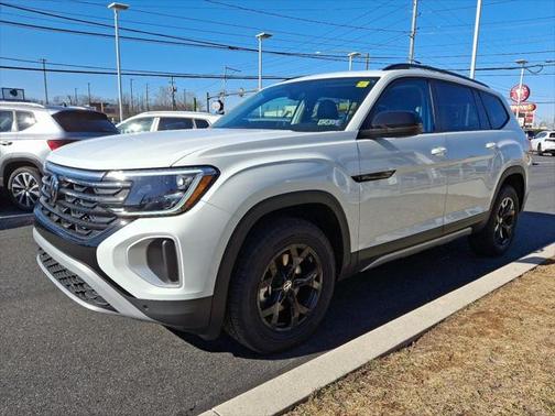 2025 Volkswagen Atlas 2.0T Peak Edition