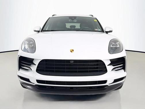 2021 Porsche Macan AWD