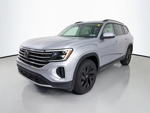 Silver Mist Metallic 2026 Volkswagen Atlas 2.0T SE w/Technology 4MOTION