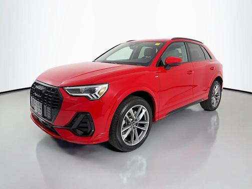 Tango Red Metallic 2023 Audi Q3 45 S line Premium Plus