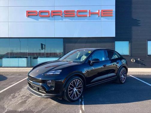 2024 Porsche Macan Base