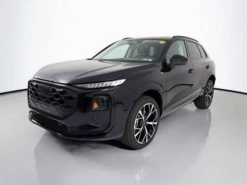 Mythos Black Metallic 2026 Audi Q3 S line