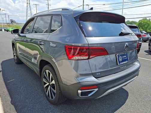 2024 Volkswagen Taos 1.5T SE