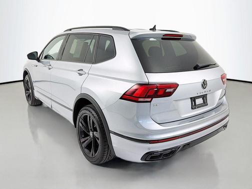 2023 Volkswagen Tiguan 2.0T SE R-Line Black 4MOTION