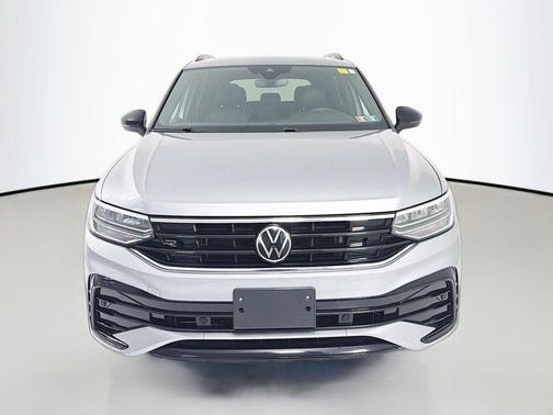 2023 Volkswagen Tiguan 2.0T SE R-Line Black 4MOTION