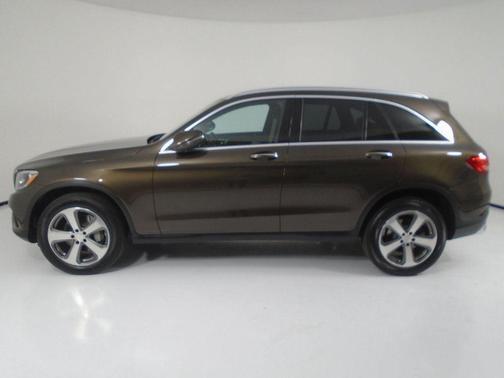 2017 Mercedes-Benz GLC 300 4MATIC