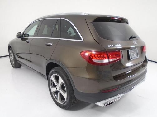 2017 Mercedes-Benz GLC 300 4MATIC
