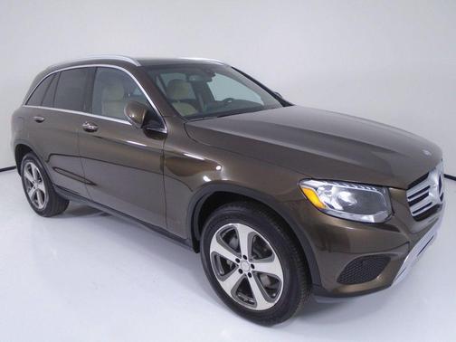 2017 Mercedes-Benz GLC 300 4MATIC