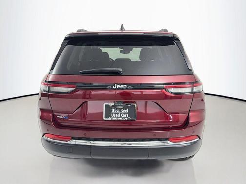 Velvet Red Pearlcoat 2023 Jeep Grand Cherokee 4xe Base