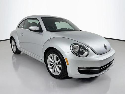 Platinum Gray Metallic 2014 Volkswagen Beetle DSG 2.0L TDI