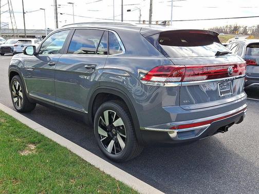 2026 Volkswagen Atlas Cross Sport 2.0T SEL