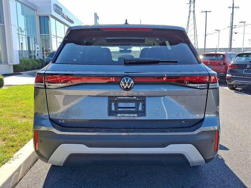 2025 Volkswagen Tiguan 2.0T SE 4MOTION