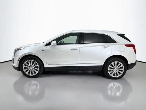 Crystal White Tricoat 2018 Cadillac XT5 Platinum