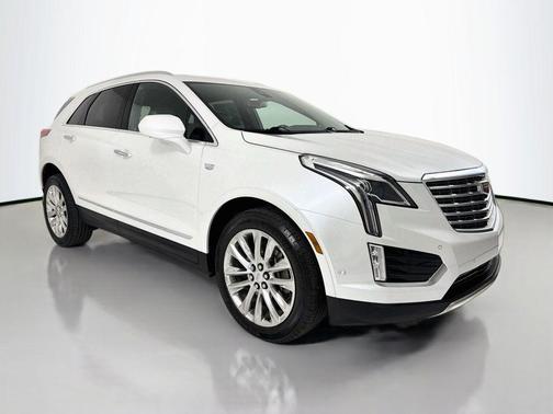 Crystal White Tricoat 2018 Cadillac XT5 Platinum