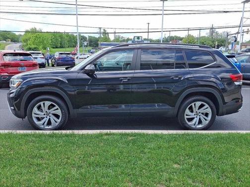 2022 Volkswagen Atlas 2.0T SE w/Technology 4MOTION