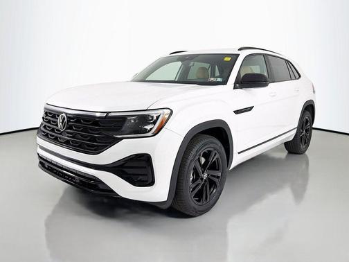 opal white pearl 2026 Volkswagen Atlas Cross Sport 2.0T SEL