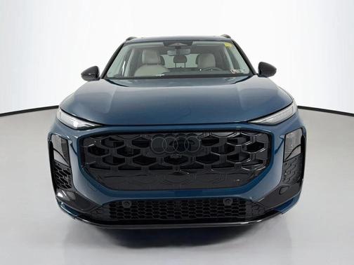 Malpelo Blue Metallic 2026 Audi Q3 TFSI quattro S tronic