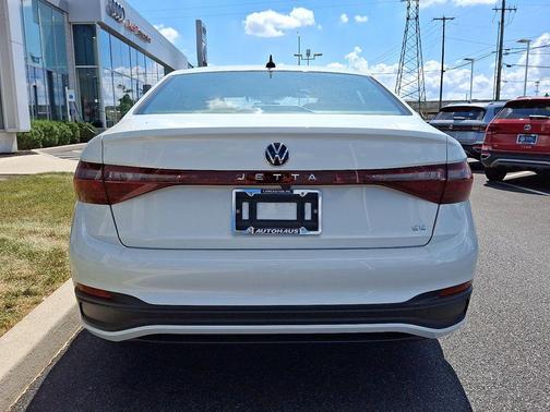 2025 Volkswagen Jetta 1.5T SE