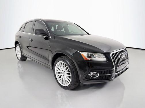 Brilliant Black 2017 Audi Q5 2.0T Premium Plus